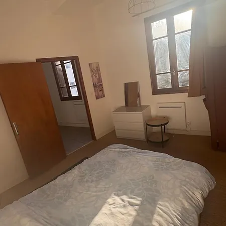 T2 Et Parking Gratuit * ペルピニャン